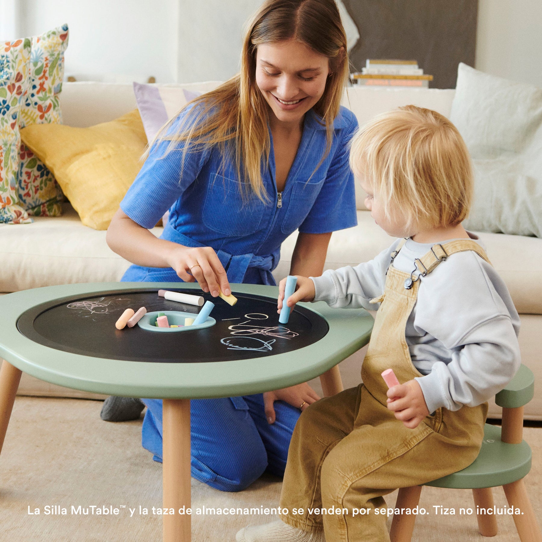 MESA INFANTIL MODELO MUTABLE™ V2 82 X 49 X 87 CM STOKKE