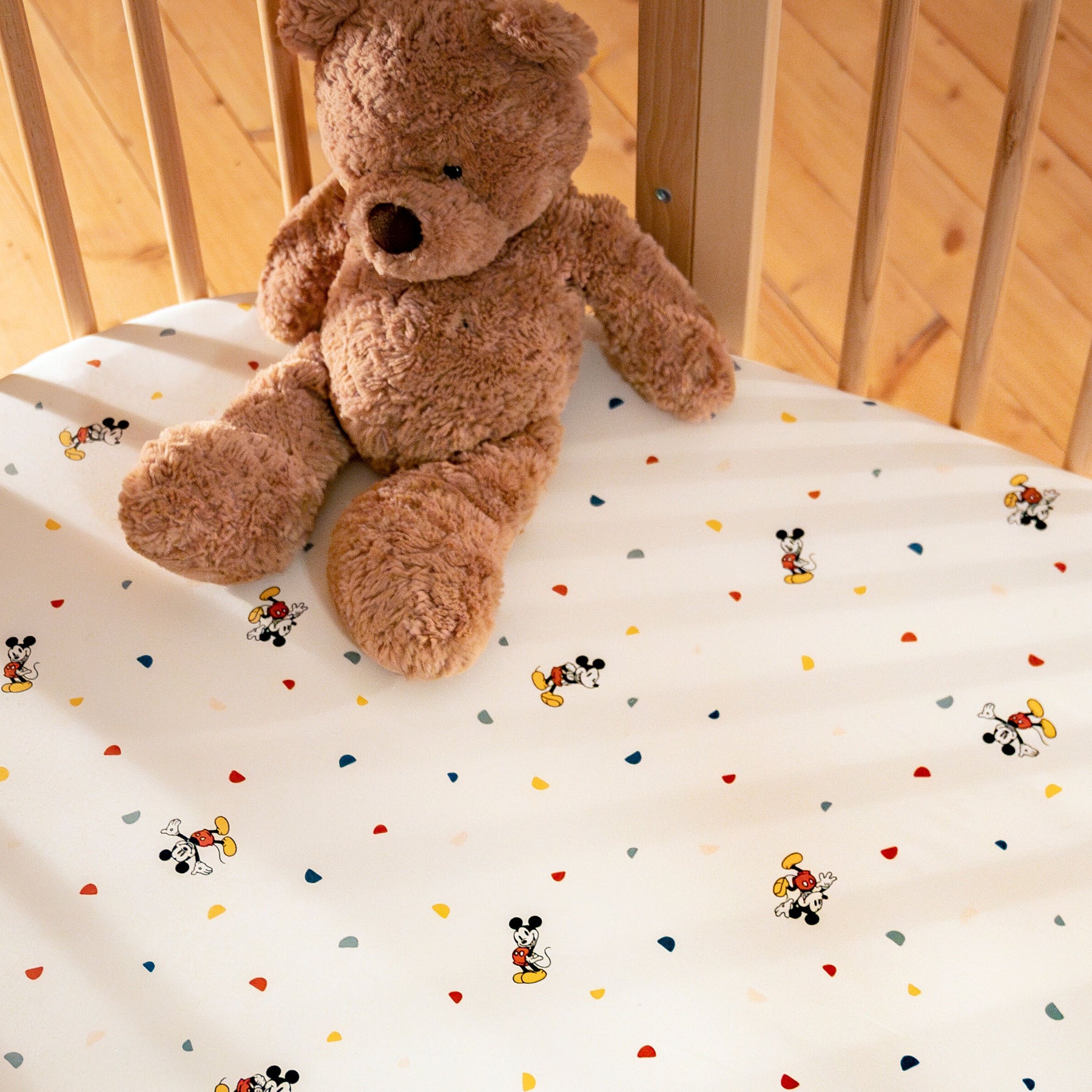 Sábana bajera Mickey Celebration Modelo Mini Sleepi  V3 STOKKE