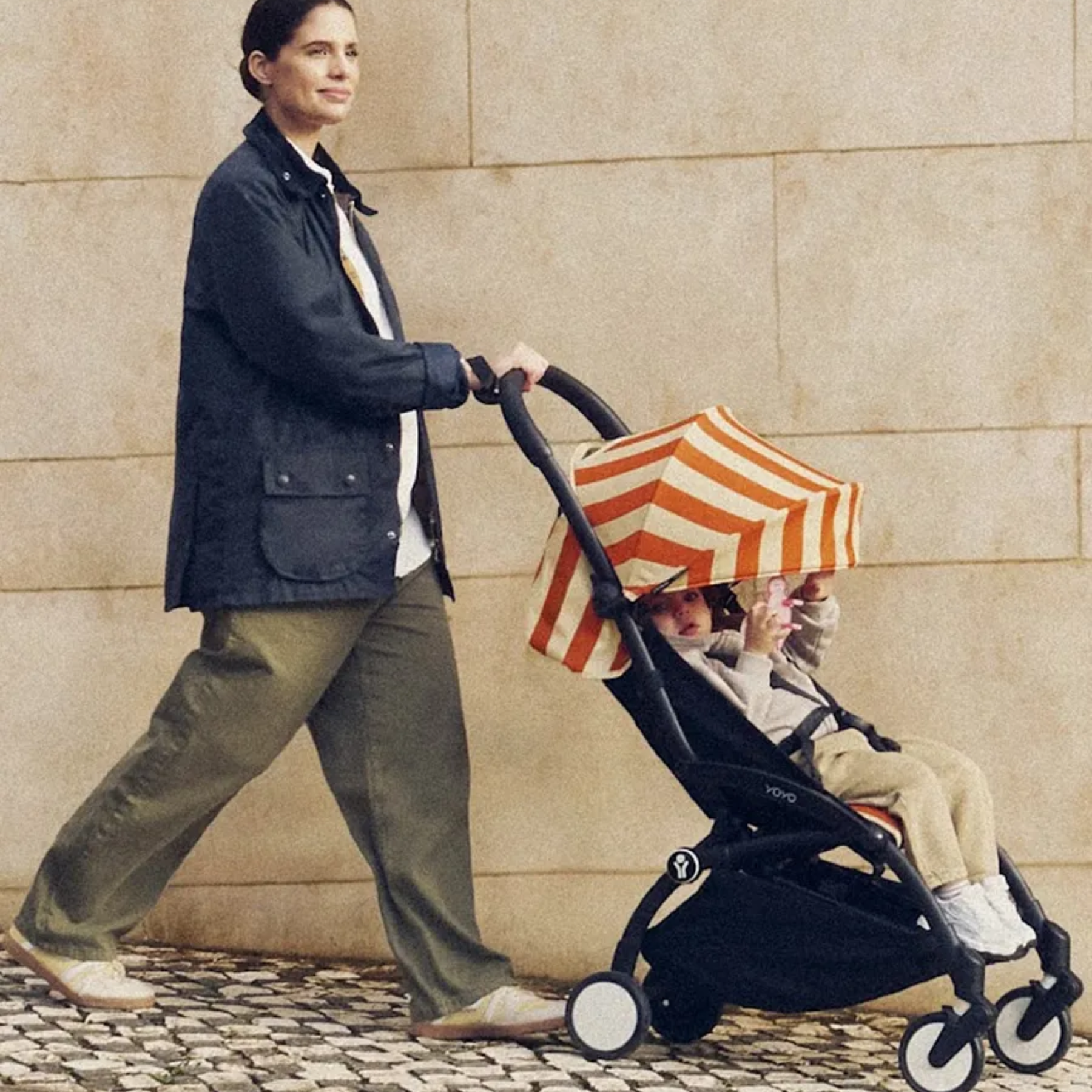 Coche de bebé Stokke YOYO³ 6+ Capri – ligero y compacto