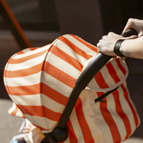 Coche de bebé Stokke YOYO³ 6+ Capri – ligero y compacto