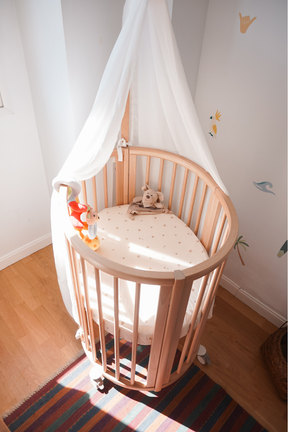 Cuna Mini Sleepi V3 evolutiva  +  Mástil de Dosel + Dosel +  colchón de algodón STOKKE